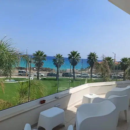 Jonium Hotel Pulsano