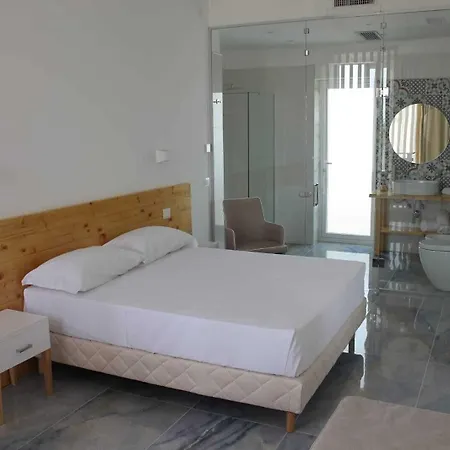 Hotel Jonium 4*